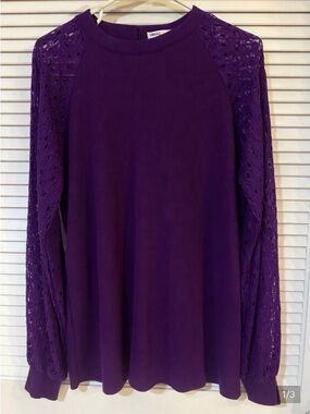 Waffle Knit Top with Lace Crochet Sleeves